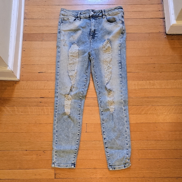 Fashion Nova Denim - Fashion Nova, Distressed Acid Wash Skinny Jeans, EUC, Junior's 13